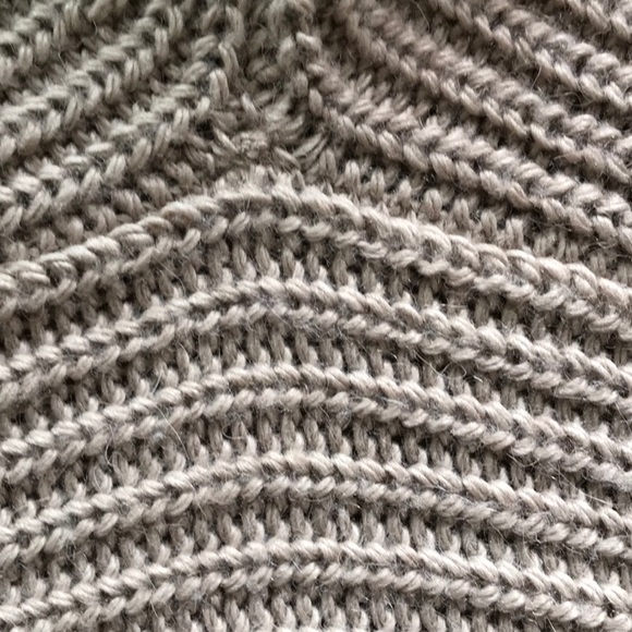 Ralph Lauren Wide Knit Sweater - Picture 3 of 3